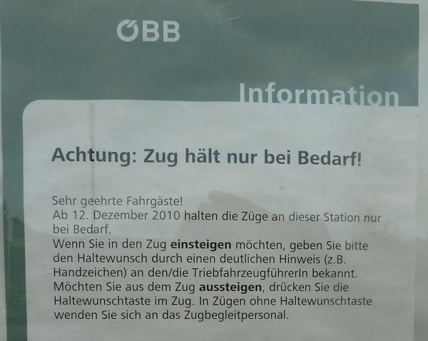 Bahnhofsaushang